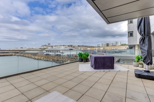 Unit 8, Orion, 9 The Boardwalk, Brighton Marina Village BN2 5ZD 2