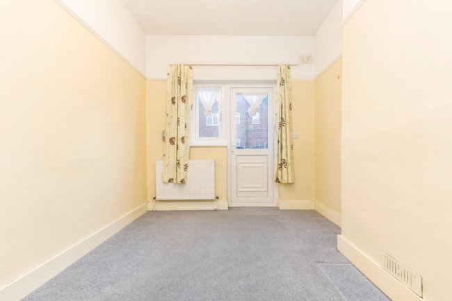 74 Abbey Grove, Abbey Wood, London SE2 9EP 1