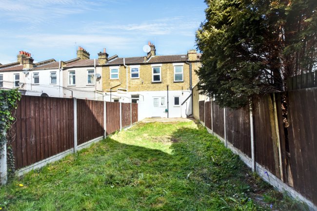 74 Abbey Grove, Abbey Wood, London SE2 9EP 9