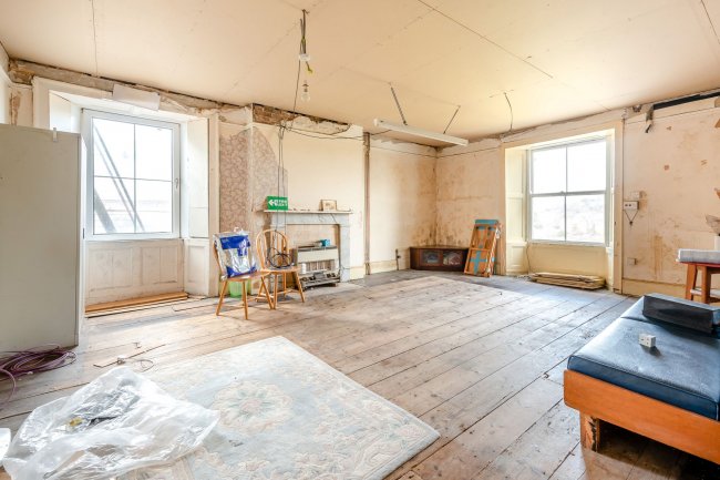 Pembroke & Castlemartin Social Club, Tenby House, Main St, Pembroke, SA71 4HH 9