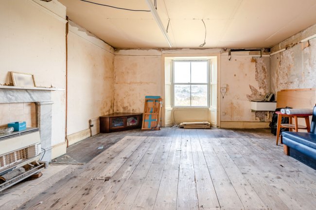 Pembroke & Castlemartin Social Club, Tenby House, Main St, Pembroke, SA71 4HH 9