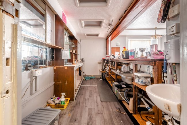 Pembroke & Castlemartin Social Club, Tenby House, Main St, Pembroke, SA71 4HH 9