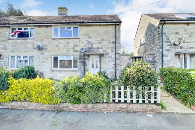 12 Coronation Gardens, Shanklin, Isle of Wight, PO37 7DZ 7