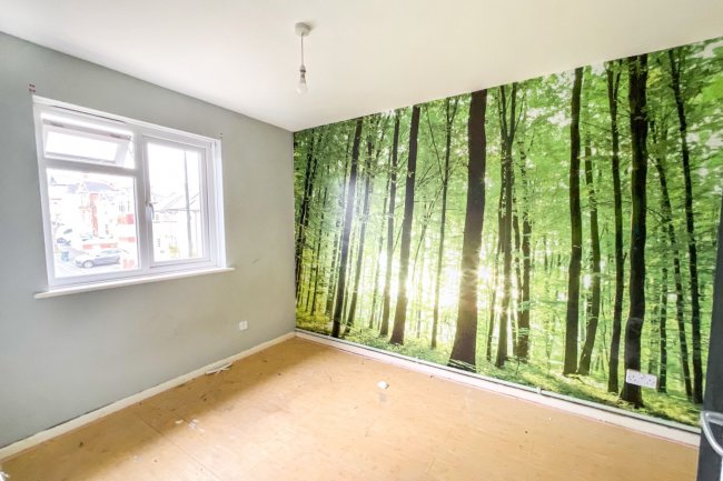 49 North Road, Shanklin, Isle of Wight, PO37 6DE 8