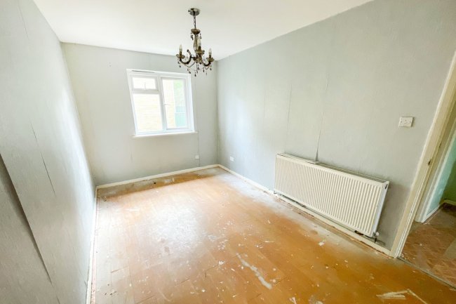 49 North Road, Shanklin, Isle of Wight, PO37 6DE 8