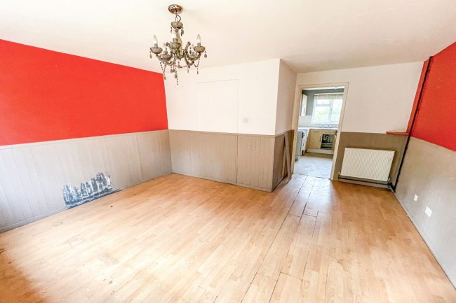 49 North Road, Shanklin, Isle of Wight, PO37 6DE 8