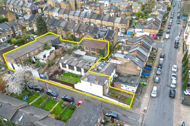 Land and Buildings on the West Side of Curnick's Lane, West Norwood, London, SE27 0UR 4