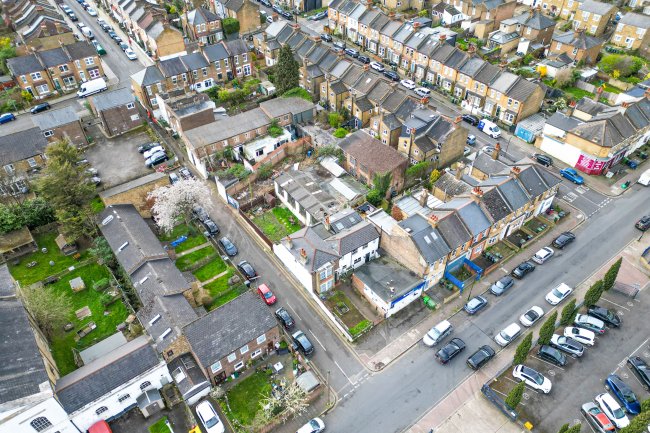 Land and Buildings on the West Side of Curnick's Lane, West Norwood, London, SE27 0UR 4