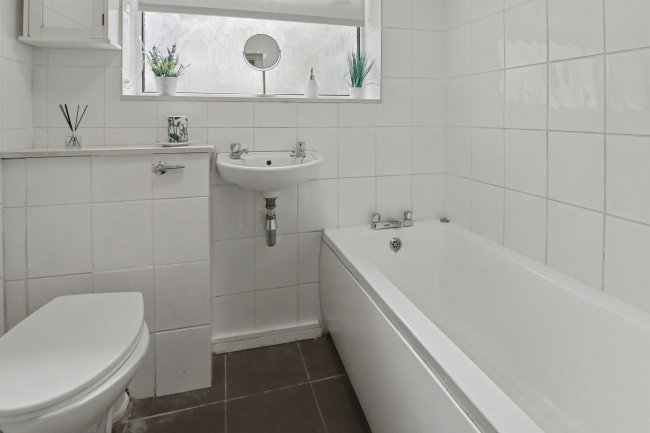 13 Topcliffe Street, Hartlepool, TS26 8LL 9