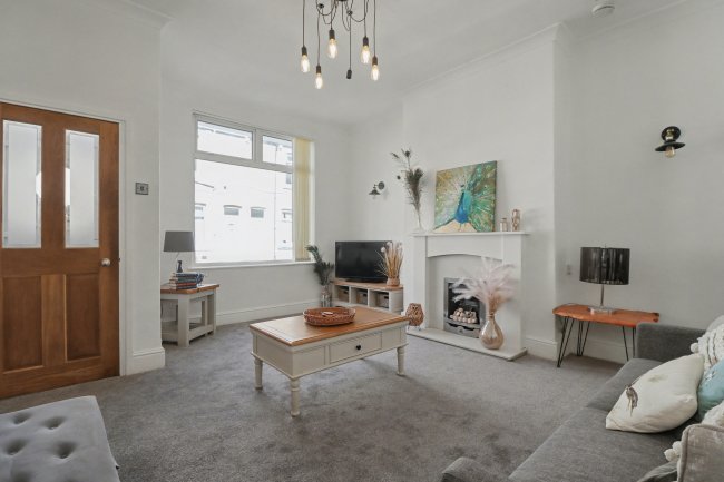 13 Topcliffe Street, Hartlepool, TS26 8LL 9