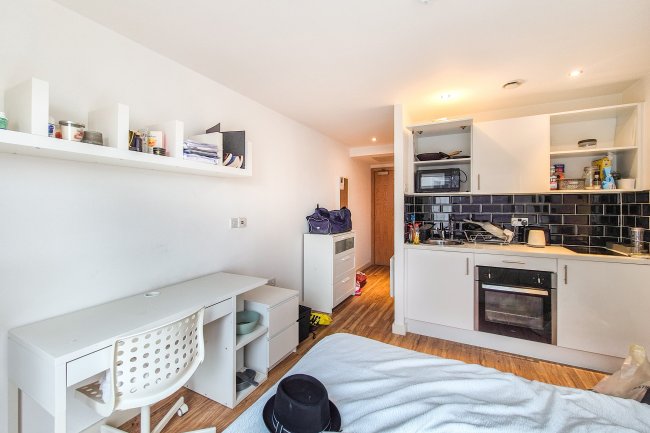 B607 (194B) Liverpool One, Seel Street, Liverpool L1 4AN 3