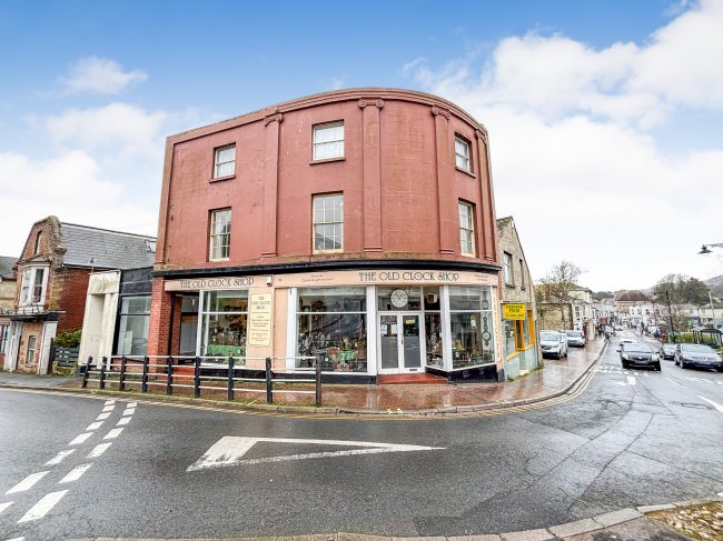 94/ 94a High Street and 2 Victoria Street, Ventnor, PO38 1LU 1