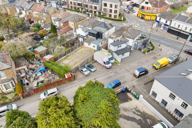Land to the rear of 180 East Barnet Road, East Barnet,  EN4 8RD 8