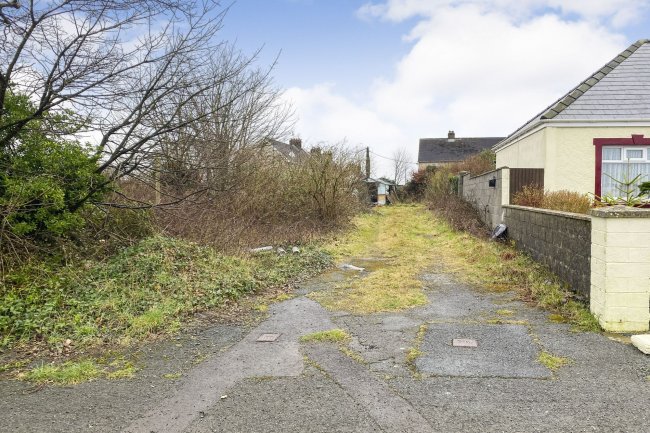 Pen Y Bryn, Hill Mountain, Houghton, Milford Haven, SA73 1NB 1