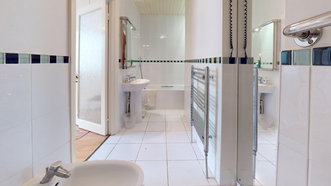 41A St Georges Square, Pimlico, London, SW1V 3QN 3