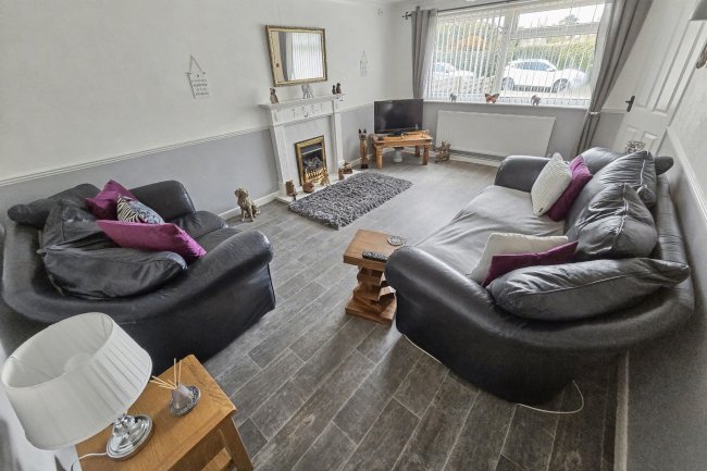 2B Chilton Drive, Watnall, Nottingham, NG16 1HL 5