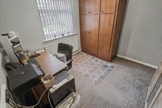 2B Chilton Drive, Watnall, Nottingham, NG16 1HL 5