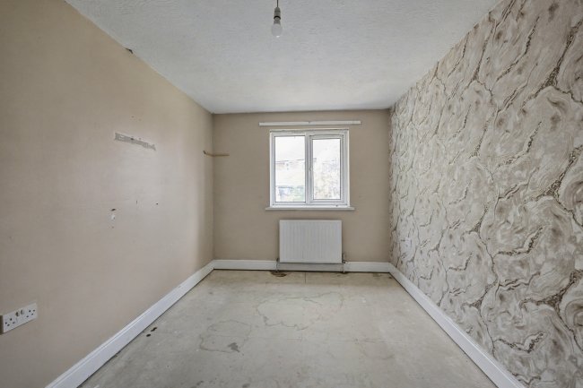 18 Meadowsweet Way, Wymering, PO6 3UT 7