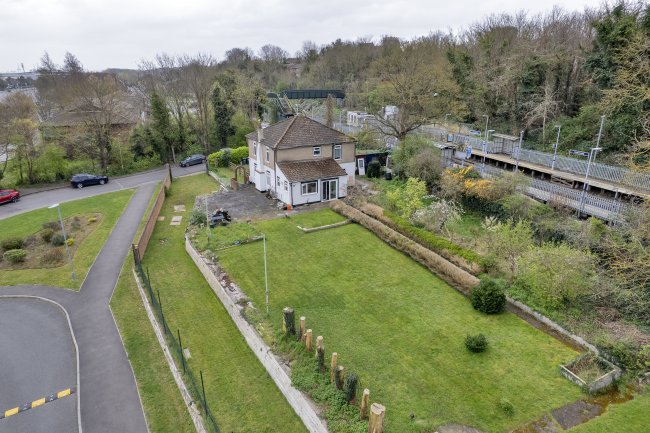 Brewery House, St Marys Road, Stone, Dartford, DA9 9AR 10