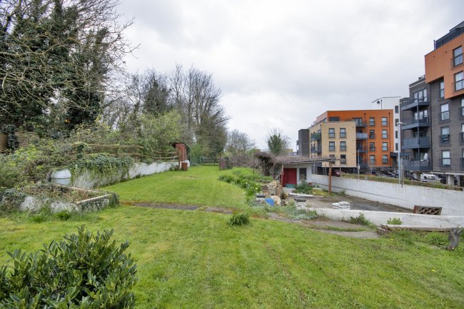 Brewery House, St Marys Road, Stone, Dartford, DA9 9AR 10