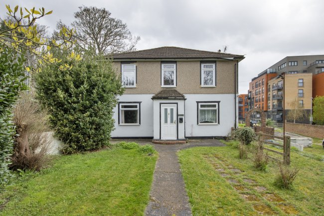 Brewery House, St Marys Road, Stone, Dartford, DA9 9AR 10