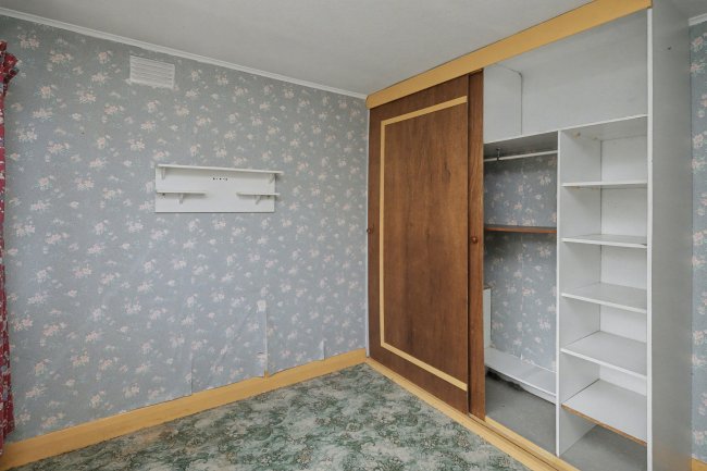 63 Goring Way, Greenford, UB6 9NW 8