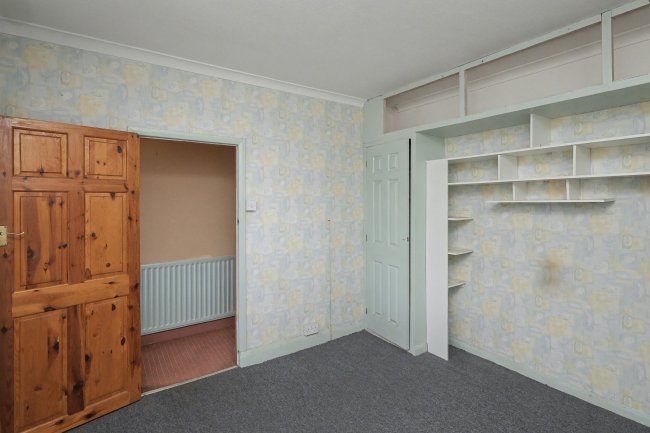 63 Goring Way, Greenford, UB6 9NW 8