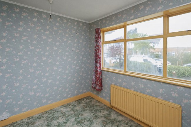 63 Goring Way, Greenford, UB6 9NW 8