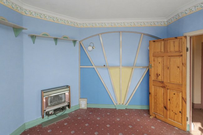 63 Goring Way, Greenford, UB6 9NW 8