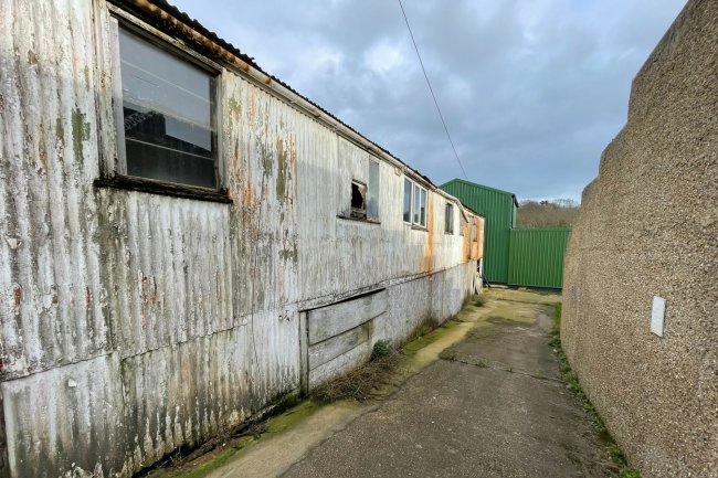 Bembridge Boatyard, Embankment Road, Bembridge, Isle of Wight PO35 5NR 7