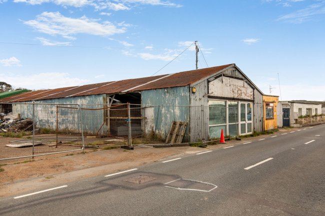 Bembridge Boatyard, Embankment Road, Bembridge, Isle of Wight PO35 5NR 7