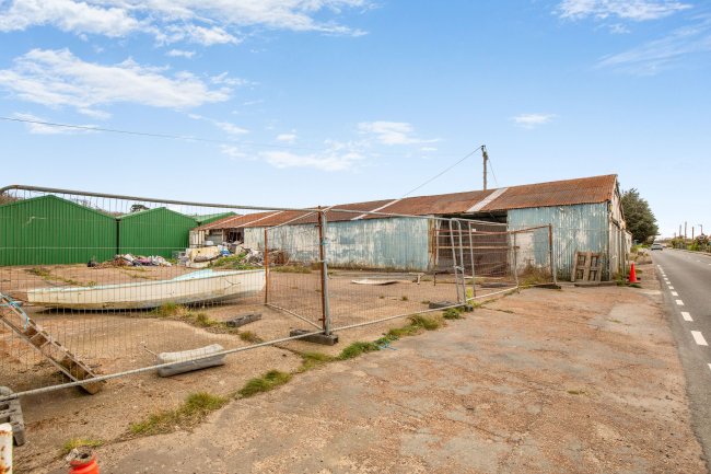 Bembridge Boatyard, Embankment Road, Bembridge, Isle of Wight PO35 5NR 7