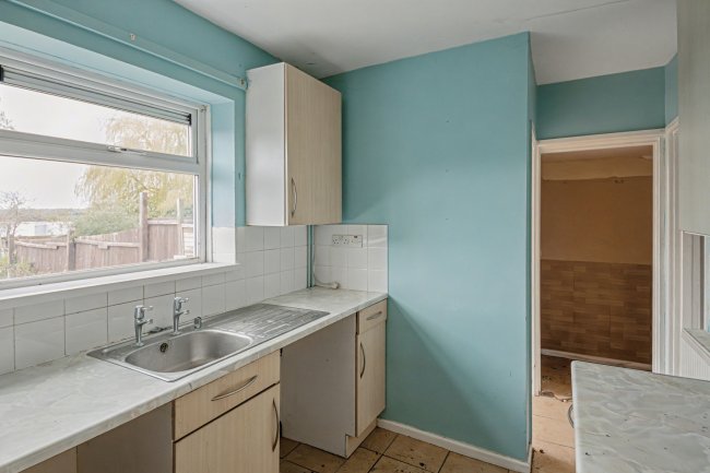 19 Westmead Terrace, Chippenham, Wiltshire, SN15 3DU 2