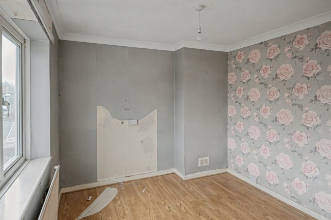 19 Westmead Terrace, Chippenham, Wiltshire, SN15 3DU 2