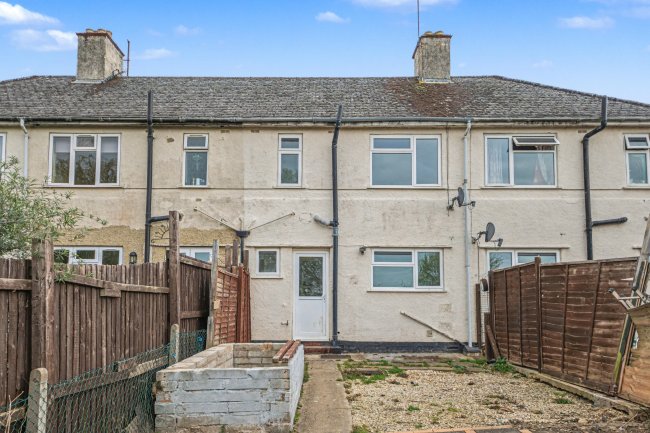 19 Westmead Terrace, Chippenham, Wiltshire, SN15 3DU 2