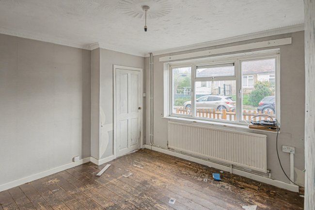 19 Westmead Terrace, Chippenham, Wiltshire, SN15 3DU 2