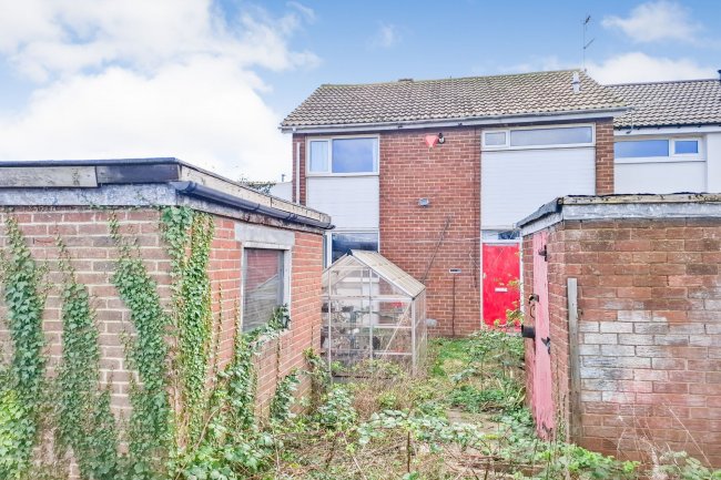 29 Monmouth Road, Middlesbrough, North Yorkshire, TS6 9SA 2