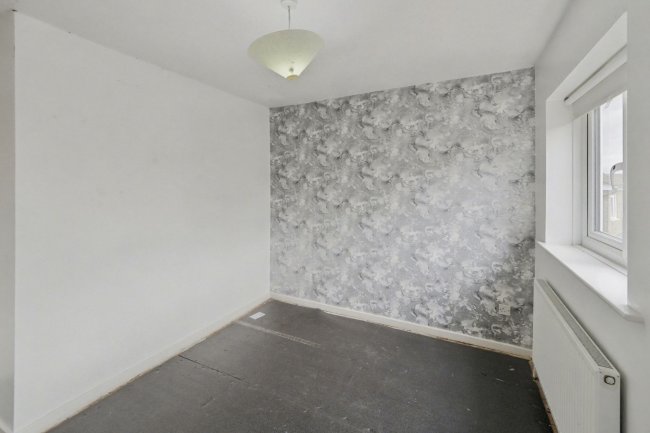 24 Gunn Close, Nottingham NG6 7DY 4