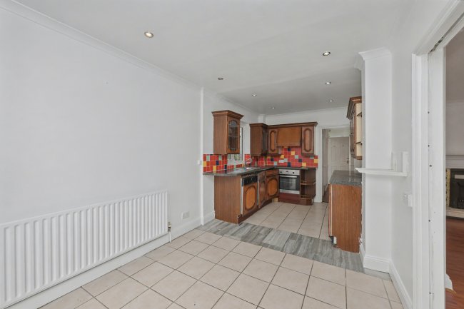 491 Goffs Lane, Goffs Oak, Waltham Cross EN7 5HH 7