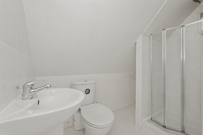 491 Goffs Lane, Goffs Oak, Waltham Cross EN7 5HH 7