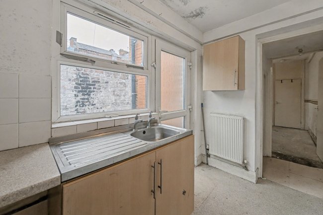 59 Bertram Street, South Shields, Tyne And Wear, NE33 5PQ 5