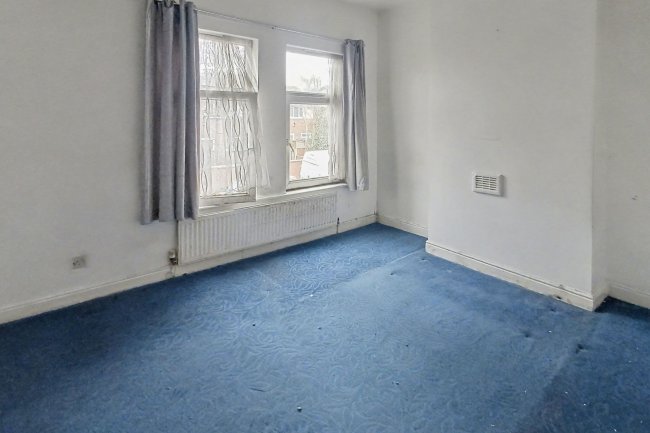 64 Greville Street, Manchester, Greater Manchester, M13 0YG 3