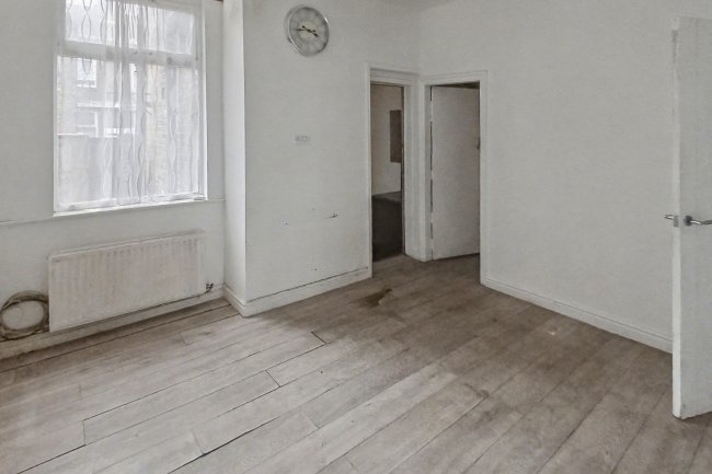 64 Greville Street, Manchester, Greater Manchester, M13 0YG 3