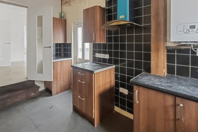 64 Greville Street, Manchester, Greater Manchester, M13 0YG 3