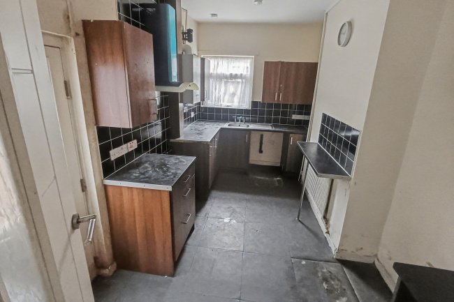 64 Greville Street, Manchester, Greater Manchester, M13 0YG 3