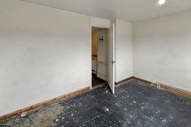 64 Raccoon Way, Hounslow, Middlesex, TW4 7PJ 1