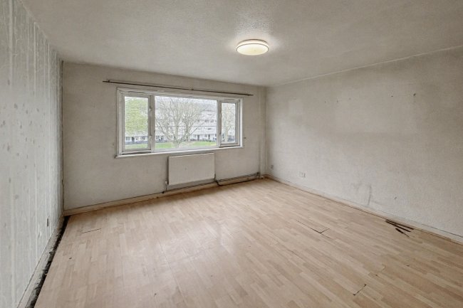 64 Raccoon Way, Hounslow, Middlesex, TW4 7PJ 1