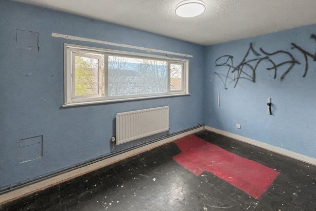 64 Raccoon Way, Hounslow, Middlesex, TW4 7PJ 1