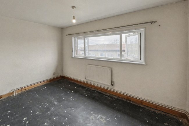 64 Raccoon Way, Hounslow, Middlesex, TW4 7PJ 1