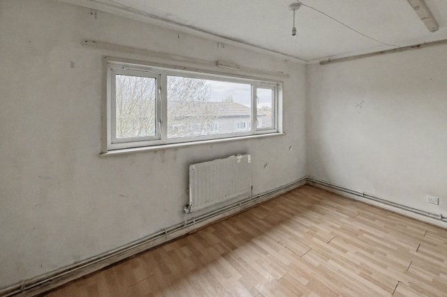 49 Raccoon Way, Hounslow, Middlesex, TW4 7PL 2